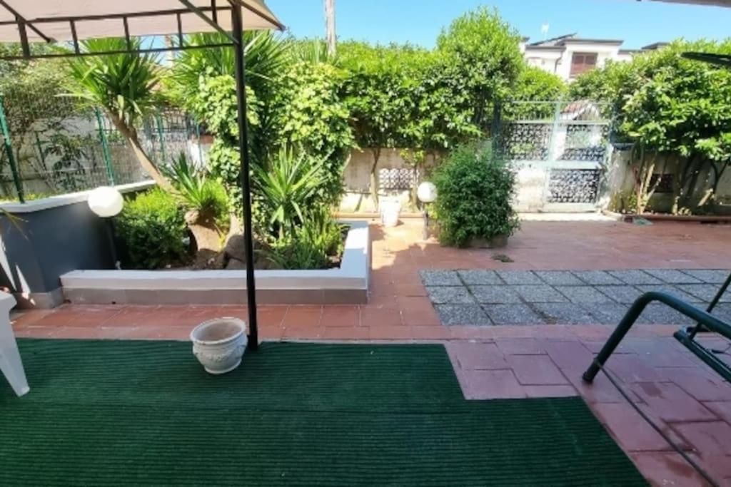 Villa Rita Giugliano In Campania Exteriör bild